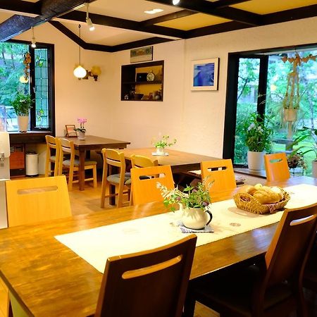 Pension Nugget Inn Hakuba Eksteriør billede