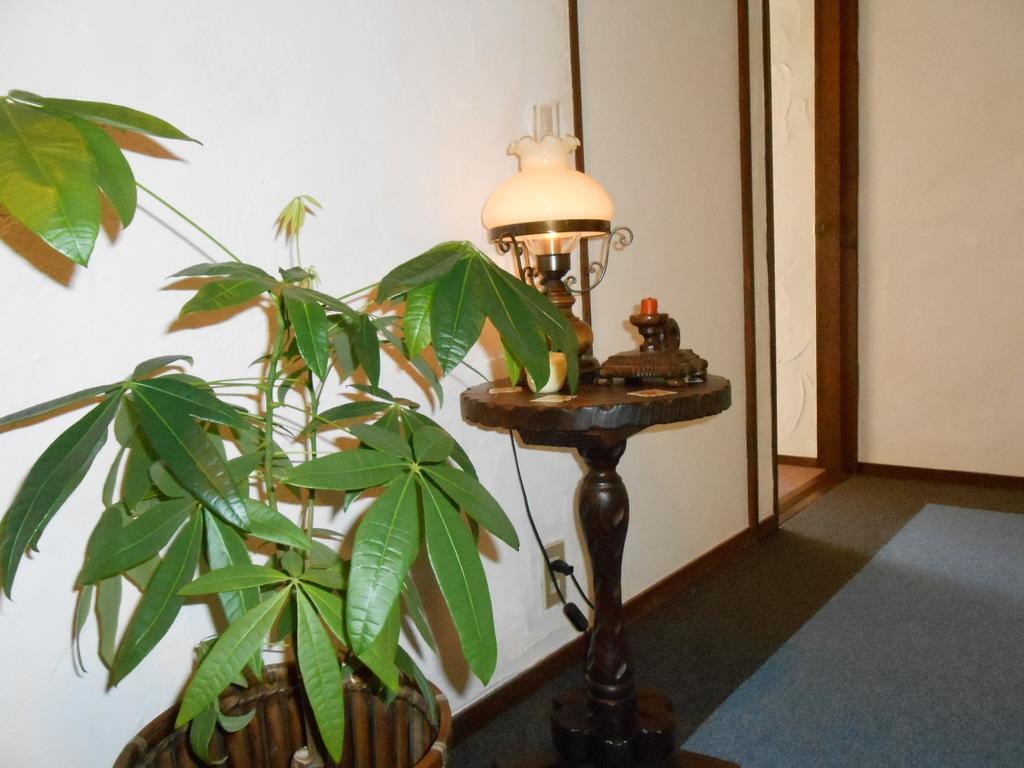 Pension Nugget Inn Hakuba Værelse billede