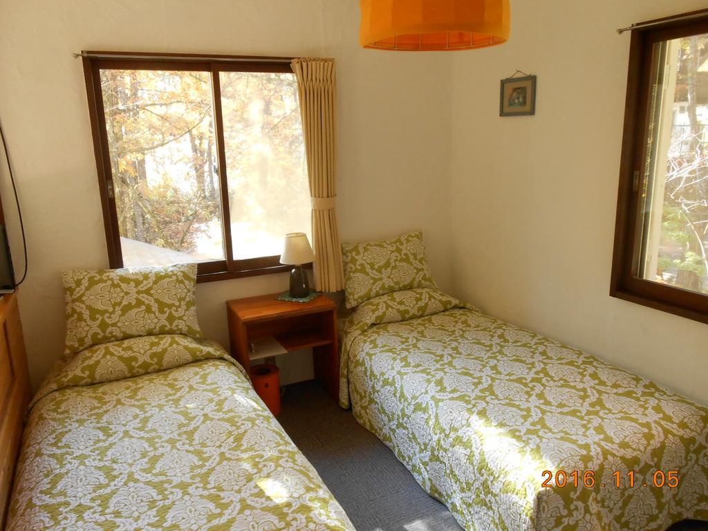 Pension Nugget Inn Hakuba Eksteriør billede